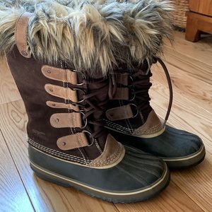 Sorel Joan of Arctic winter boots